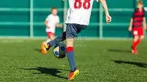 11月8日新剧齐上线：短剧季2首播，《飞行家》定档，泰国爱情片《错时告白》引进，悬疑剧《棕眼之谜》开播